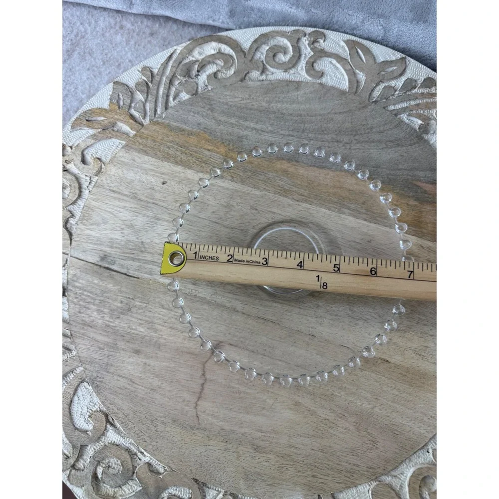 Unbranded clear glass